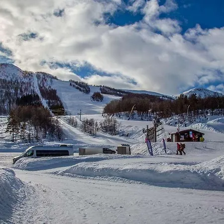 Radisson Blu Mountain Resort. *